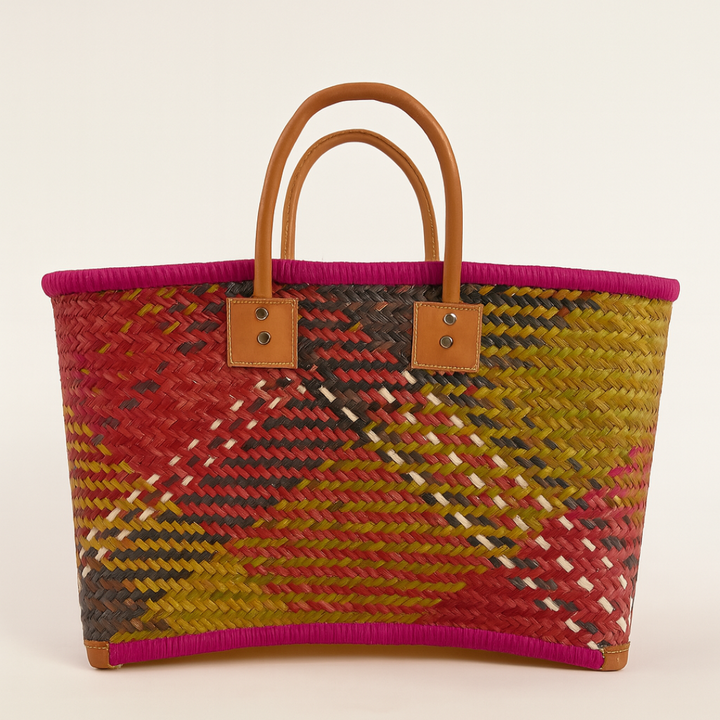 Multicolor rieten tas met leren handvatten roze