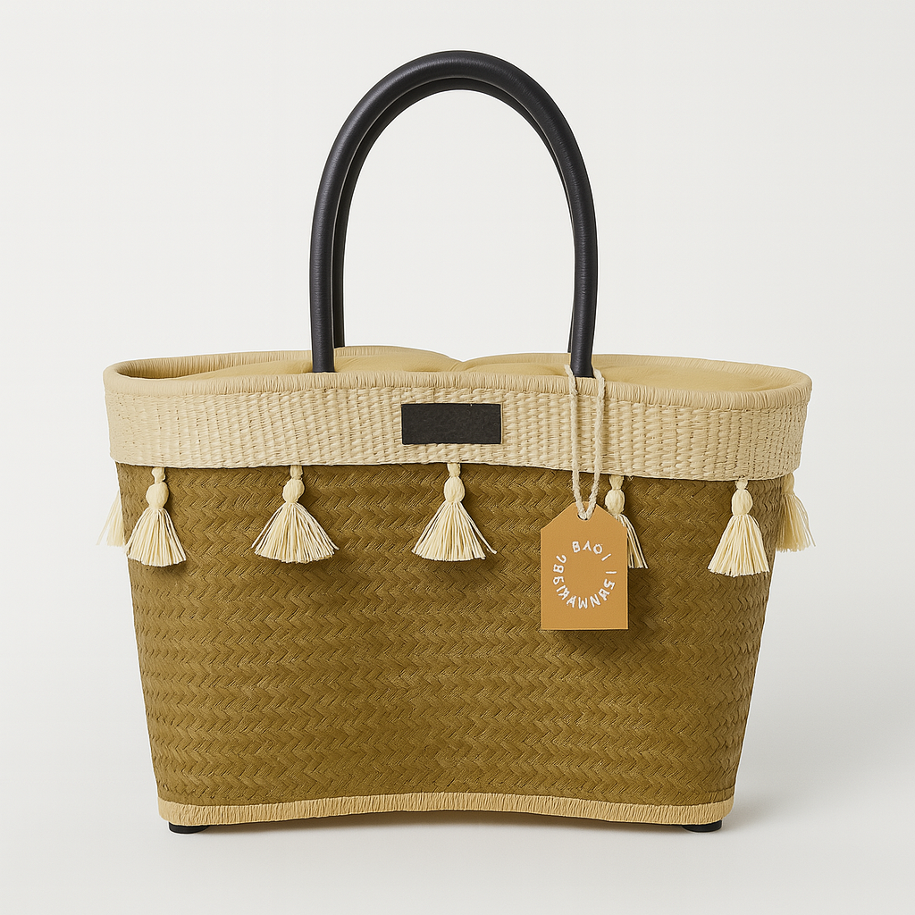 Handgemaakte Penjy mand beige met leren handvatten